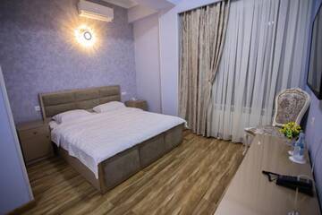 Фото номера Двухместный номер Делюкс с 1 кроватью Отель Nork Hotel г. Ереван 26