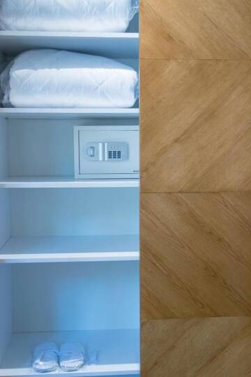 Фото номера Двухместный номер эконом-класса с 1 кроватью Мини-отель R&amp;R Hotel г. Ереван 22