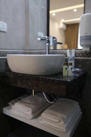 Фото номера Двухместный номер с 1 кроватью Отель 4Room Hotel г. Ереван 57