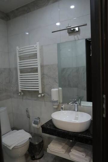 Фото номера Двухместный номер с 1 кроватью Отель 4Room Hotel г. Ереван 41