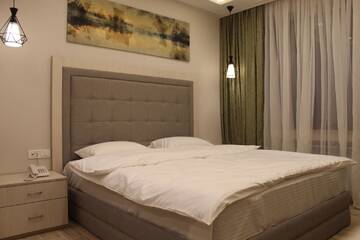 Фото номера Двухместный номер с 1 кроватью Отель 4Room Hotel г. Ереван 4