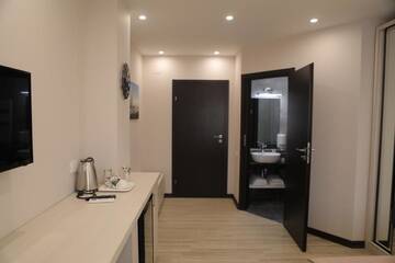 Фото номера Двухместный номер с 1 кроватью Отель 4Room Hotel г. Ереван 55