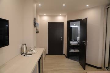 Фото номера Двухместный номер с 1 кроватью Отель 4Room Hotel г. Ереван 26