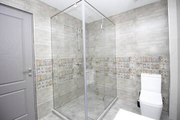 Фото номера Улучшенный двухместный номер с 1 кроватью Отель A Hotel Yerevan г. Ереван 8