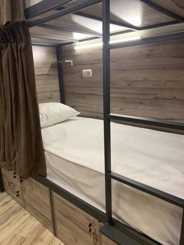 Фото номера Односпальная кровать в общем номере Хостелы Street51 г. Ереван 6