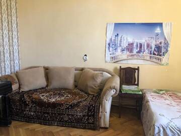 Фото номера Двухместный номер с 1 кроватью, вид на сад Хостелы KARSON FAMILY HOSTEL &amp; GUEST HOUSE г. Ереван 10