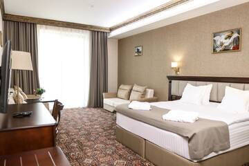 Фото номера Полулюкс Делюкс Отель Konyak Hotel г. Ереван 8
