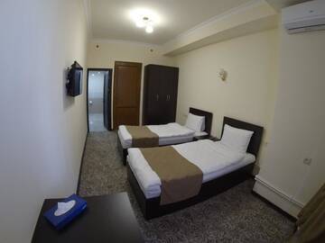 Фото номера Стандартный двухместный номер с 2 отдельными кроватями Отель Yerevan Centre Hotel г. Ереван 5
