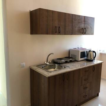 Фото номера Бюджетный двухместный номер с 2 отдельными кроватями Отель Biotech Guest Room г. Ереван 7