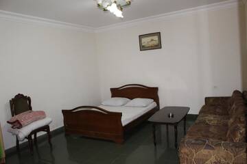Фото Отель SemHotel г. Ереван 4