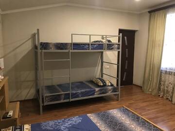 Фото номера Большой двухместный номер с 1 кроватью Хостелы New Yerevan г. Ереван 8