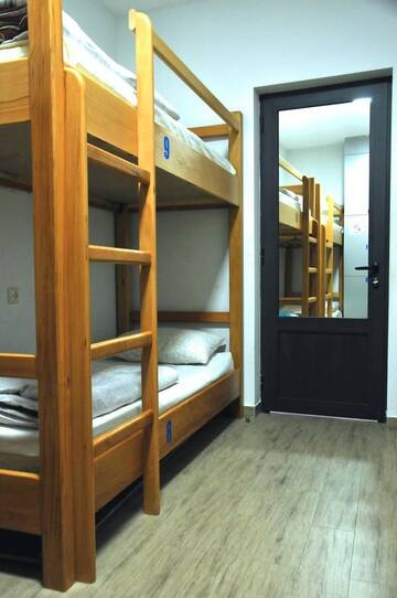 Фото номера Кровать в общем 8-местном номере Хостелы MGA Hostel &amp; Tours г. Ереван 3