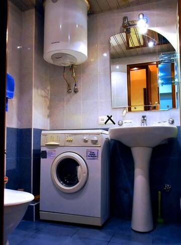 Фото номера Апартаменты с 1 спальней Хостелы MGA Hostel &amp; Tours г. Ереван 7