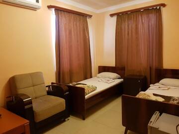 Фото номера Двухместный номер с 2 отдельными кроватями Отель RP Hotel г. Ереван 3
