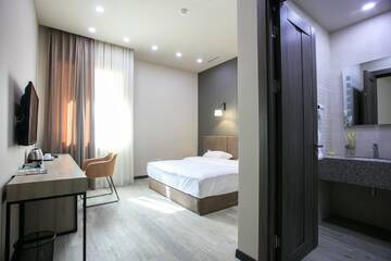 Фото номера Бюджетный двухместный номер с 1 кроватью Отель Ibiza Hotel г. Ереван 4