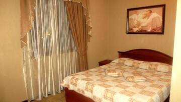 Фото номера Двухместный номер Делюкс с 1 кроватью Отель Park Avenue Hotel Yerevan г. Ереван 16