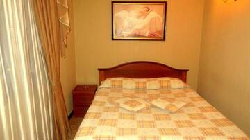 Фото номера Двухместный номер Делюкс с 1 кроватью Отель Park Avenue Hotel Yerevan г. Ереван 15