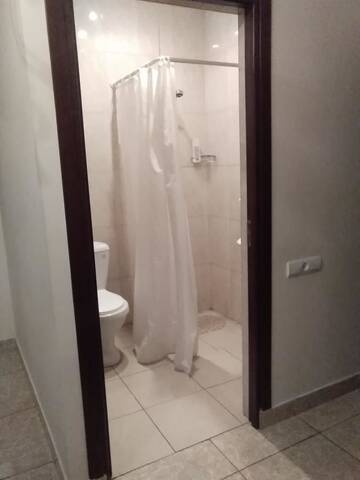Фото номера Двухместный номер с 1 кроватью и собственной ванной комнатой Отель Comfort House Hotel and Tours г. Ереван 11