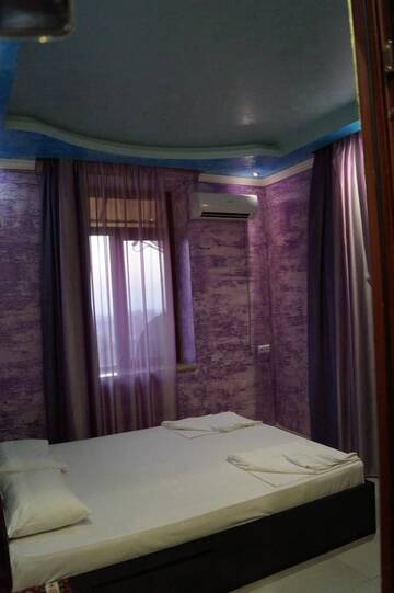 Фото номера Люкс с видом на горы Отель Planet Hotel г. Ереван 8