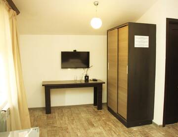 Фото номера Стандартный двухместный номер с 2 отдельными кроватями Отель City Centre Hotel By Picnic г. Ереван 12