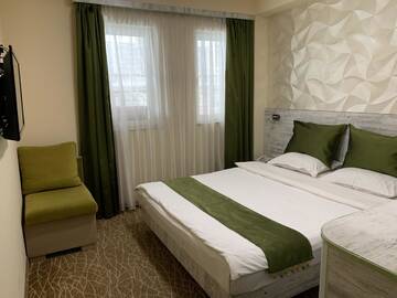 Фото номера Стандартный двухместный номер с 1 кроватью Отель Park Hotel г. Ереван 5