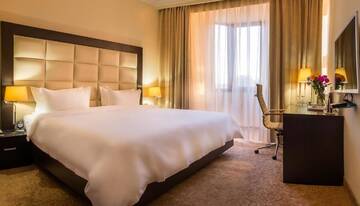 Фото номера Стандартный двухместный номер с 1 кроватью Отель Paris Hotel Yerevan г. Ереван 8