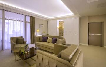 Фото номера Люкс Отель Paris Hotel Yerevan г. Ереван 3
