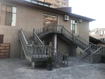 Фото номера Стандартный номер с 2 односпальными кроватями и диваном Отель Eridana Hotel г. Ереван 8