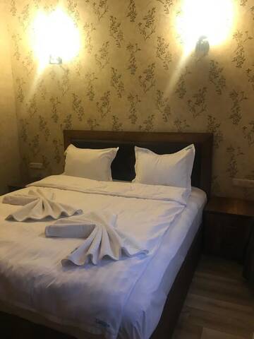 Фото номера Дом с 2 спальнями Отель Eridana Hotel г. Ереван 7