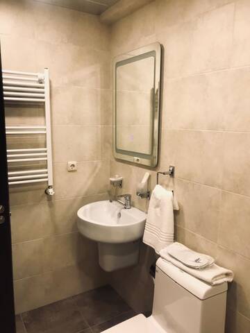 Фото номера Люкс с 1 спальней Отель Eridana Hotel г. Ереван 5