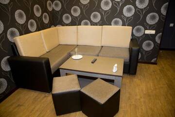 Фото номера Двухместный номер Делюкс с 1 кроватью Отель Eridana Hotel г. Ереван 3