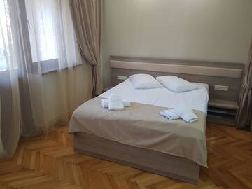 Фото номера Апартаменты с 3 спальнями Апарт-отели Cross Apartments and Tours г. Ереван 6