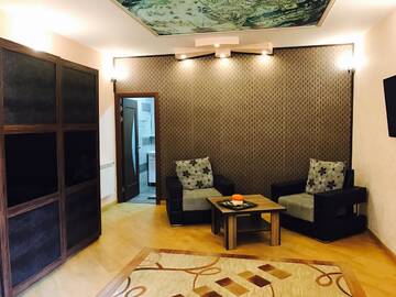 Фото номера Трехместный номер Отель Art Hotel г. Ереван 5