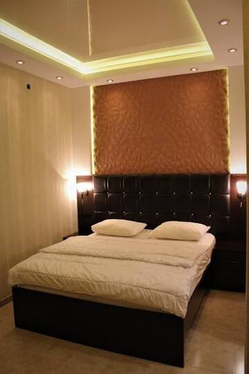 Фото номера Двухместный номер (для 2 взрослых и 1 ребенка) Отель Aleppo Hotel г. Ереван 39