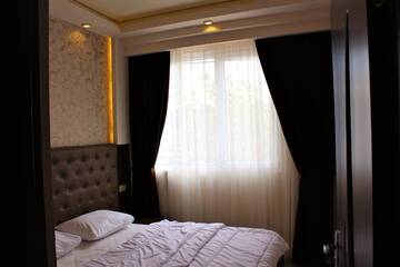 Фото номера Двухместный номер с 1 кроватью или 2 отдельными кроватями Отель Aleppo Hotel г. Ереван 3