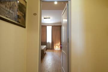 Фото номера Двухместный номер Делюкс с 1 кроватью Отель Albert House Hotel and Tours г. Ереван 4