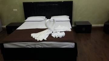 Фото номера Улучшенный двухместный номер с 1 кроватью Отель Best View Hotel г. Ереван 3