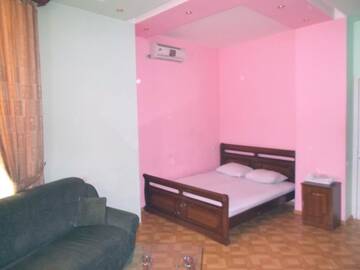 Фото номера Бюджетный трехместный номер Отель Manand Hotel г. Ереван 7