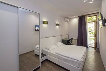 Фото Гостевой дом Yerevan Guest House г. Ереван 1
