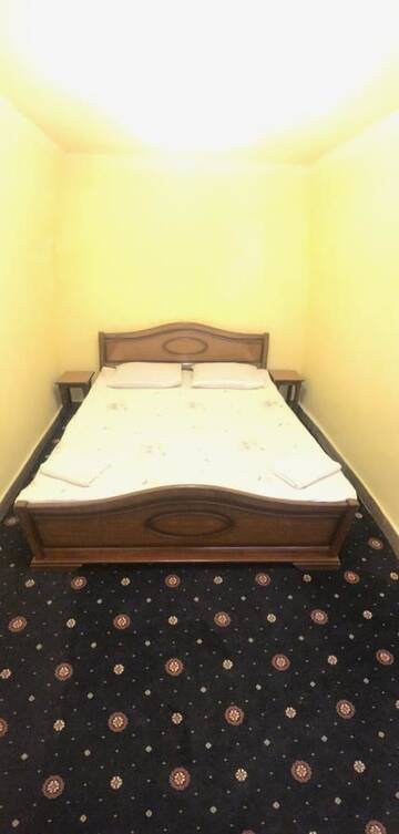 Фото номера Двухместный номер Делюкс с 1 кроватью и душем Хостелы Best Hostel Republic Square г. Ереван 12