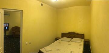 Фото номера Двухместный номер Делюкс с 1 кроватью и душем Хостелы Best Hostel Republic Square г. Ереван 13