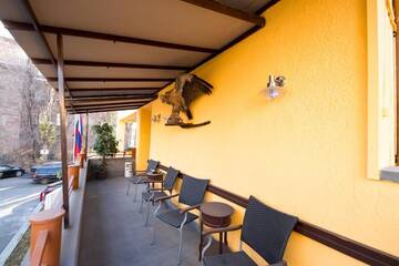 Фото номера Апартаменты Делюкс Отель No Problem Hotel at Glinka Street г. Ереван 2