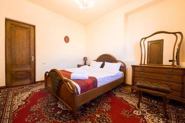 Фото номера Апартаменты Делюкс Отель No Problem Hotel at Glinka Street г. Ереван 15