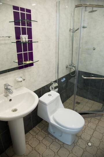 Фото номера Семейный номер Делюкс Отель Mia Casa Hotel Yerevan г. Ереван 12