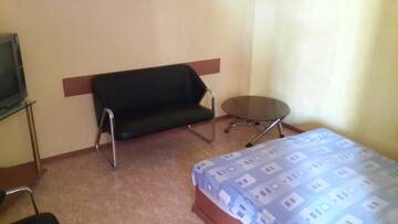 Фото номера Номер Делюкс с 2 кроватями размера «queen-size» Мини-отель ARBA hotel г. Ереван 2