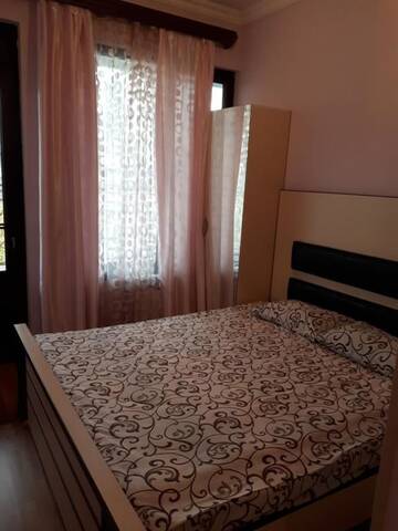 Фото номера Двухместный номер Делюкс с 1 кроватью и ванной Хостелы Arm Hostel г. Ереван 9
