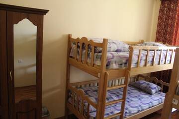 Фото номера Кровать в общем номере для женщин с 4 кроватями Хостелы Arm Hostel г. Ереван 3