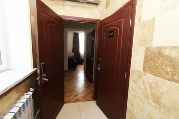Фото номера Роскошный трехместный номер Отель Hotel Tigran Mets Yerevan г. Ереван 22