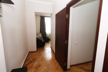 Фото номера Роскошный трехместный номер Отель Hotel Tigran Mets Yerevan г. Ереван 7