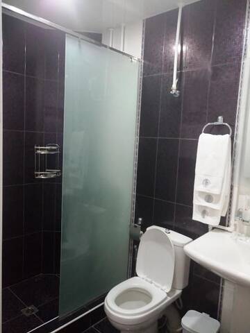 Фото номера Роскошный трехместный номер Отель Hotel Tigran Mets Yerevan г. Ереван 26